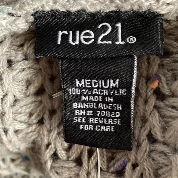 Rue 21 Gray Speckled Pullover Sweater Size Medium - Picture 7 of 12